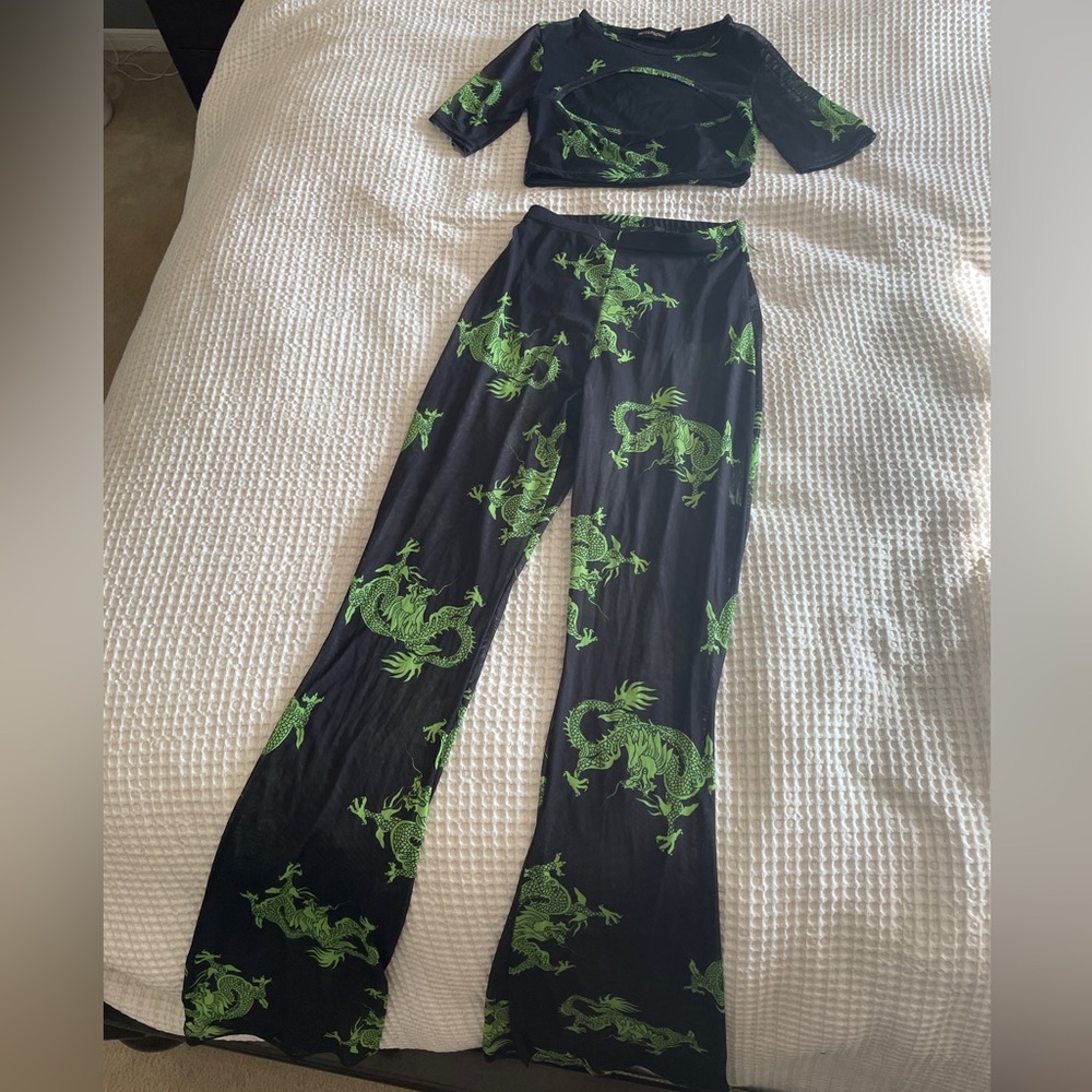 Two Piece Set - Picture 2 of 5